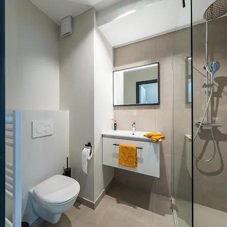 Spacious With View, Cleaning Included * Middelkerke