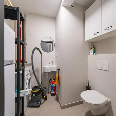 Apartment Spacious With View, Cleaning Included *